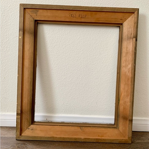 Vintage Victorian Style Gold Color Frame 19/22” - Picture 2 of 15